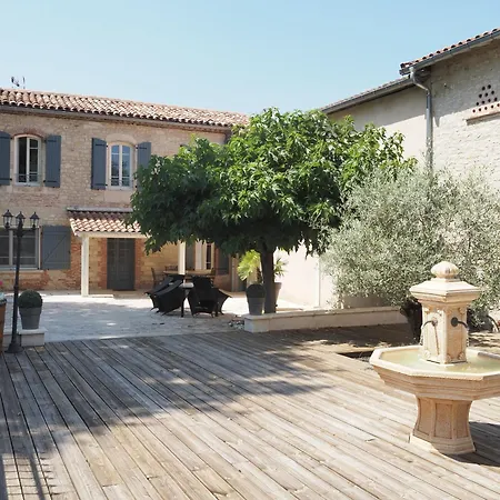 De Doat, De Charme 4 étoiles Dans Le Triangle D Or Proche Gaillac Et Albi Сasa de vacaciones *
